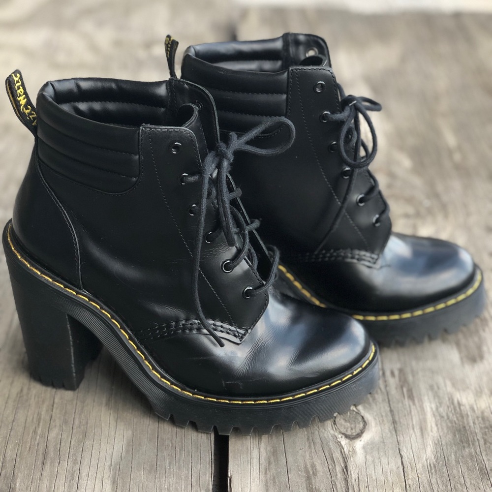 DOC MARTEN BOOTIES (BARELY USED)